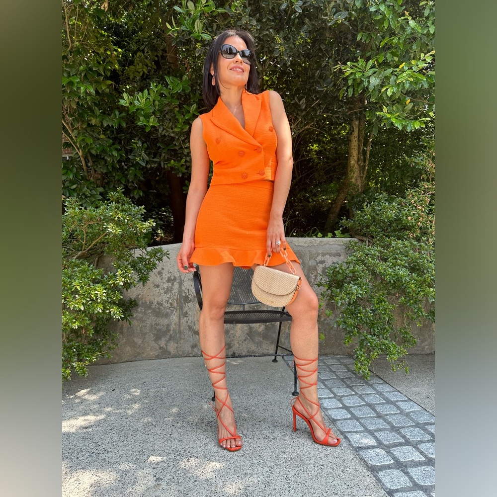 Zara - Orange Textured Vest/Mini Skirt Set - Picture 7 of 13
